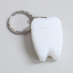 歯型デンタルフロス　キーホルダー　ホワイト 1個(メール便30点まで)