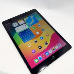 新品同様 iPad(第8世代) Wi-Fi+C...の詳細画像2
