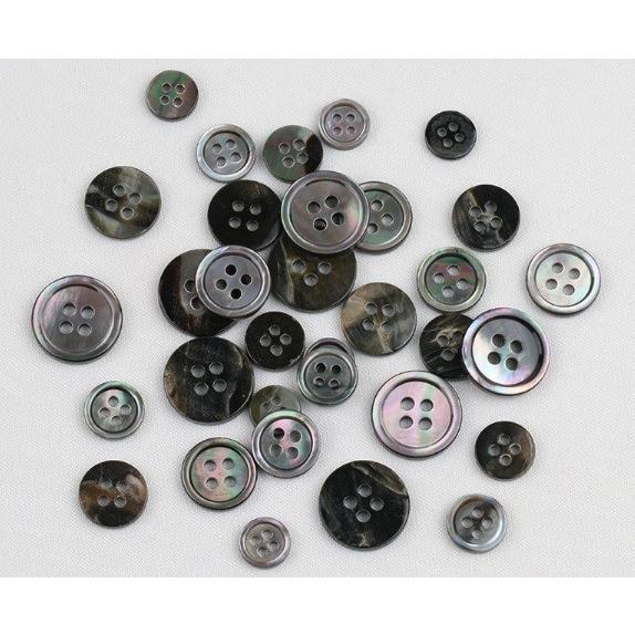 貝ボタン(黒蝶貝) 10mm 　1個入 天然素材 4穴　縁あり