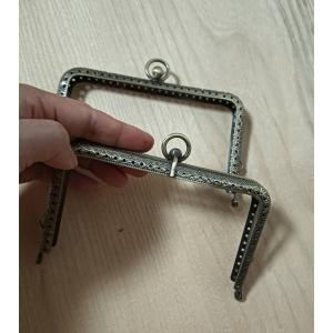 口金 (幅:約11cm 深さ:約8cm)古銅色...の詳細画像2
