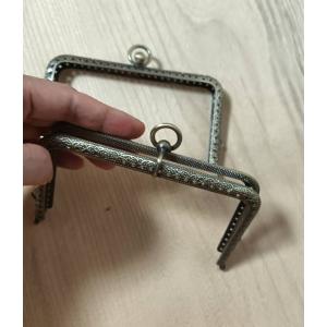 口金 (幅:約11cm 深さ:約8cm)古銅色...の詳細画像3