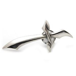 【メール便！送料無料※指定日・ 代引き不可】ラペルピン ピンズ ナイフ 剣モチーフ シルバー おしゃ...