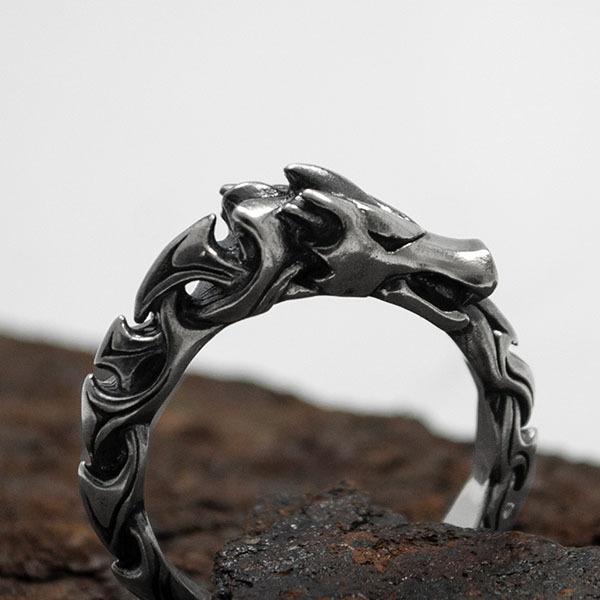 [送料無料][Ouroboros]ウロボロスモチーフ　龍　ドラゴン　蛇　シルバーリング　DAgDAR...