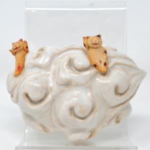 もりわじん作品「寝子」ねこの置物 猫造形 白黒ハチワレ ブチ猫 タウン