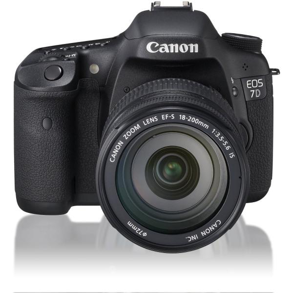 Canon デジタル一眼レフカメラ EOS 7D レンズキット EF-S18-200mm F3.5-...