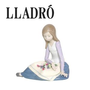 LLADRO（リヤドロ） 【並行輸入品】リヤドロ 人形 穏やかな風 8585