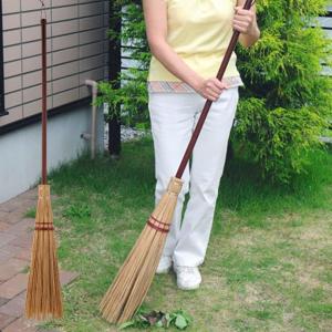 アズマ工業 アズマ公式 名匠 庭園ほうき短柄 木柄 AZH161 : アズマ公式
