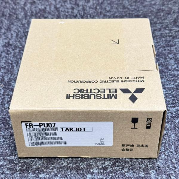 FR-PU07 在庫限り 三菱 MITSUBISHI FREQROL インバータ パラメータユニット...