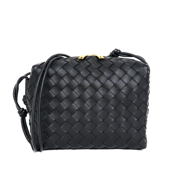 【極美品】BOTTEGA VENETA  ループ カメラバッグ イントレチャート ショルダーバッグ ...