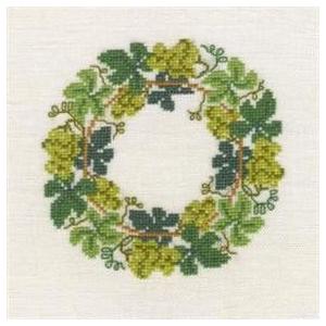クロスステッチ完成品　フレメ フレメ クロスステッチ 刺繍キット 【すみれのリース】 小さい作品