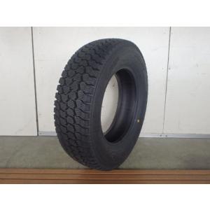 195/70R15 106/104L グッドイヤー FLEXSTEEL2 新品処分 1本のみ スタッ...