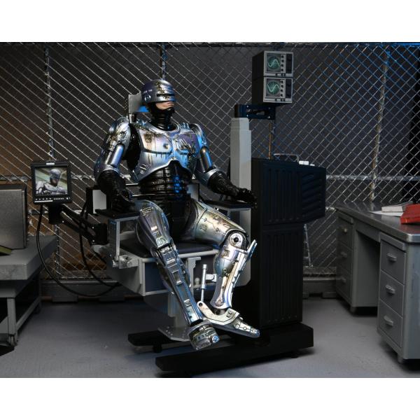 ロボコップ　 バトルダメージ ロボコップ アレックス・マーフィ with ドッキングステーション ア...