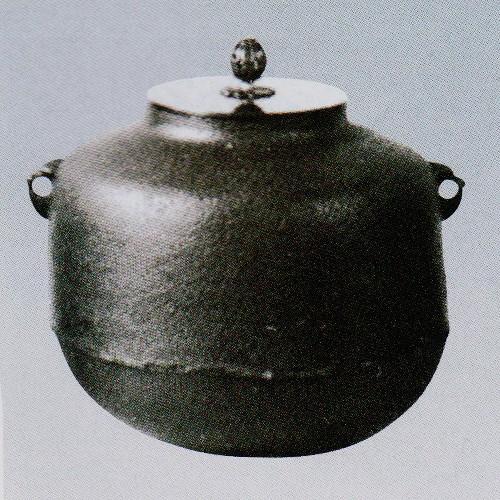 高岡の銅器 炉窯　阿弥陀堂