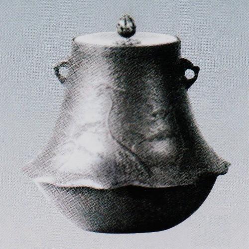 高岡の銅器 炉窯　富士浜松紋