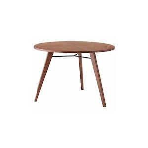 オークのシンプルモダンなトライポッドラウンドダイニングテーブル 110cm form モダン 北欧 ...