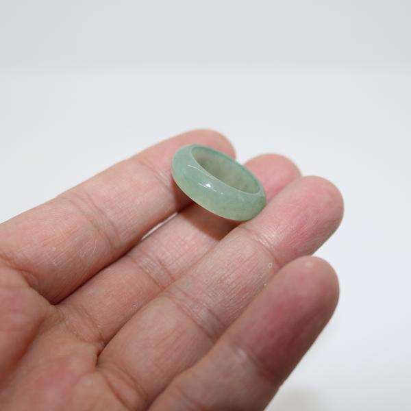 14/15号　 指輪 リング ミャンマー天然翡翠　ジェイダイト　ヒスイ　A貨　天然石　 送料無料