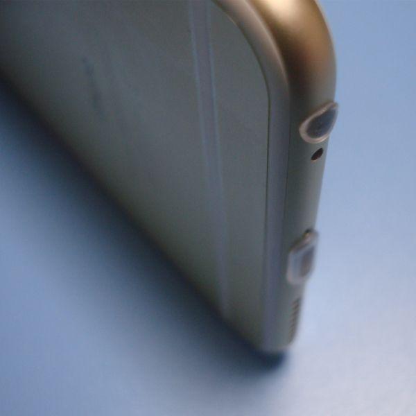 iPhone6/iPhone6 Plus 専用  弧形設計  シリコーン製 イヤホンジャック　ドック...