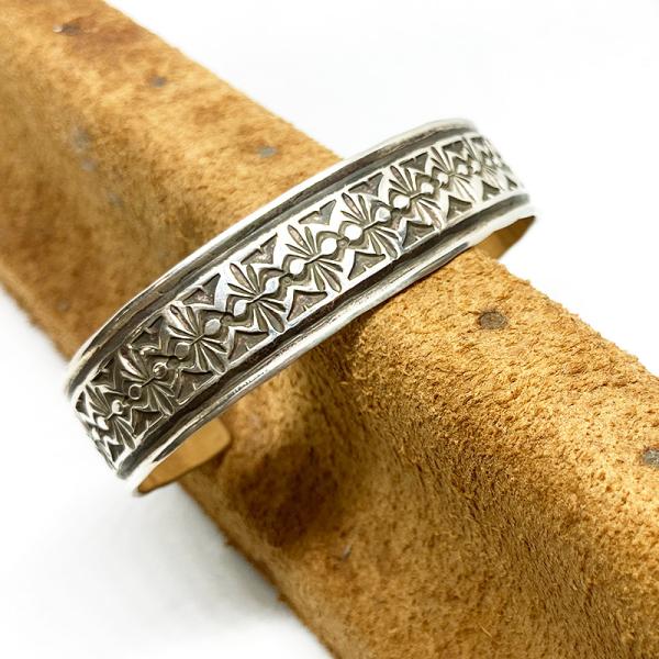 インディアンジュエリー スタンプ バングル 25 シルバー925 ADRIAN REEVES A.R...