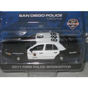 【送料無料】ミニカー Greenlight 1/64 San Diego, CA Police Traffic Ford Crown Victoria 輸入品｜dean-store