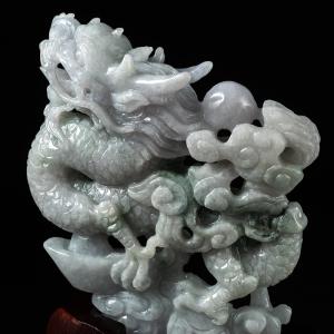 翡翠 龍 彫物 虹入り パワーストーン 風水 ...の詳細画像5