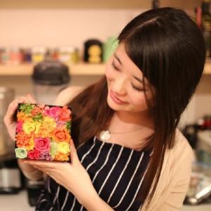 プリザーブドフラワー 誕生日 ギフト 還暦祝い...の詳細画像3