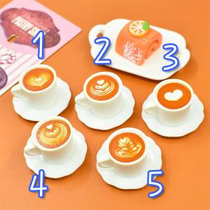 三角形の穴あきチーズ 5個セット☆スイーツデコパーツ : デコパーツの