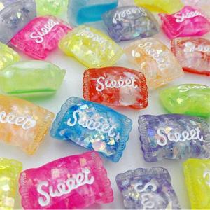三角形の穴あきチーズ 5個セット☆スイーツデコパーツ : デコパーツの