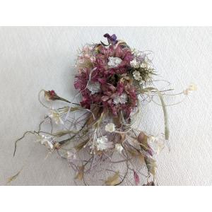 スカピオサ風の布花リースの詳細画像2