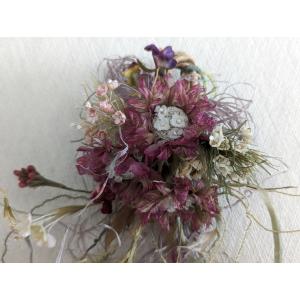 スカピオサ風の布花リースの詳細画像3