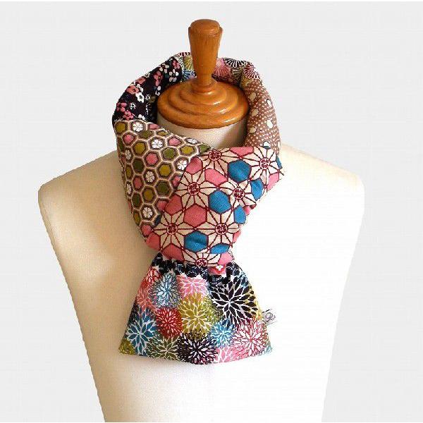 和柄 軽ふわ モフモフマフラー 中綿入り 花柄 パッチ ブラウン レディース マフラー