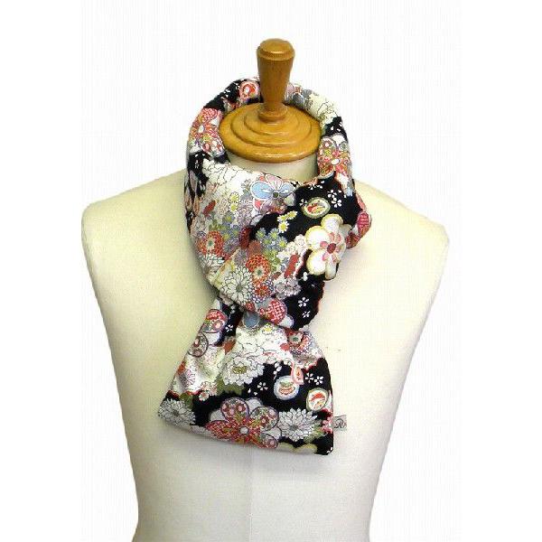 和柄 軽ふわ モフモフマフラー 中綿入り 花柄 ブラック レディース マフラー