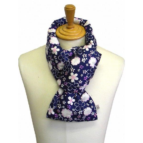 和柄 軽ふわ モフモフマフラー 中綿入り 花柄 ネイビー レディース マフラー