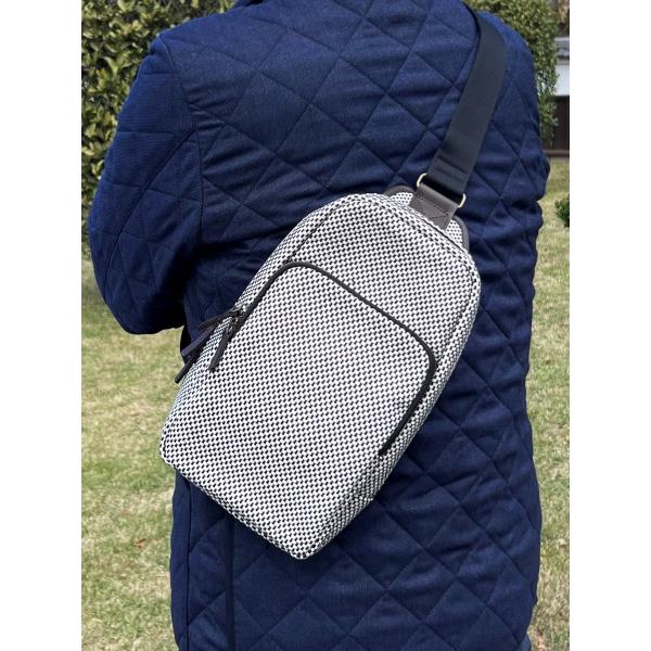 新モデル ギフト 和風 刺し子 斜めがけ ボディバッグ 約17x30x6cm 日本製 一重刺し子 丈...