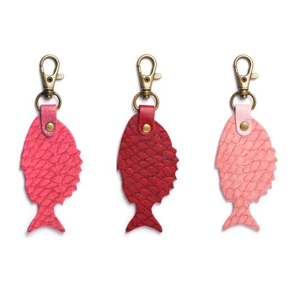 HAPPY ANGLER リアル魚皮キーホルダー マダイ