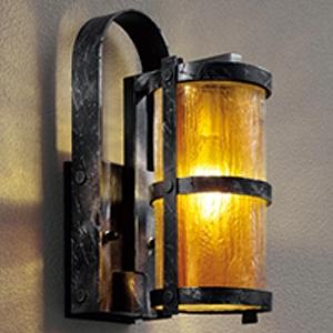 オーデリック LEDポーチライト 防雨型LED電球シャンデリア球形 口金E17 電球色 別売人検知カ...