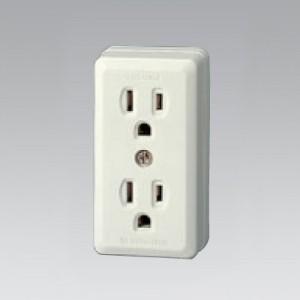 TOSHIBA（東芝） アース付角形ダブルコンセント 15A 125V DC1272E(W