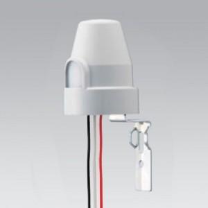 在庫あり 岩崎電気 アイ光電式自動点滅器 PBL1003 100V 3A バイメタル