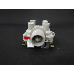 日立　洗濯機用給水弁　BD-SX110CL-016 【返品不可】HITACHI 　キュースイベン　キ...