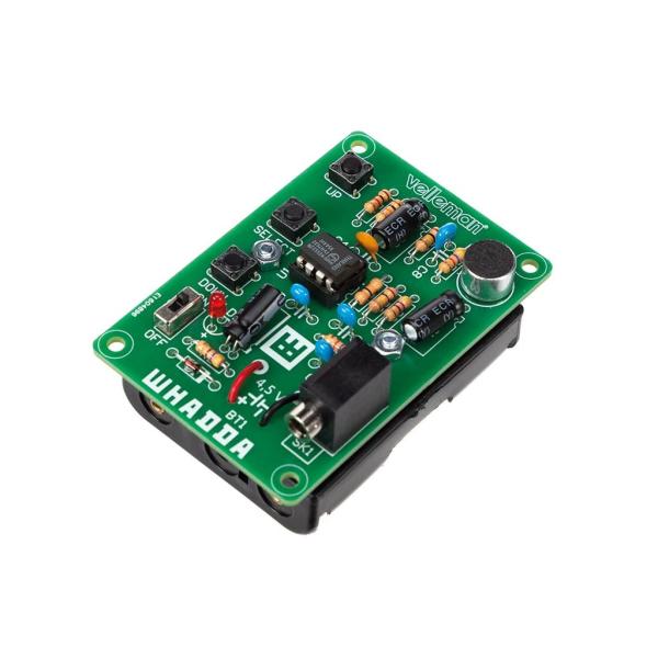電子工作キット（歪みオプションとピッチの高低をコントロールする 4 つのボタンを備えたボイスチェンジ...