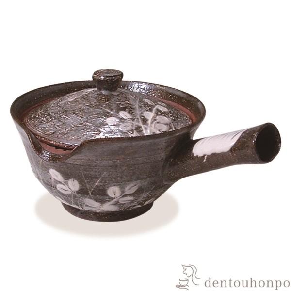 急須 萩がさね ( 名入れ有料 退職祝い 定年 ティーポット お茶 煎茶 日本茶 おすすめ 清水焼 ...