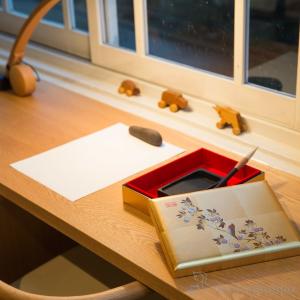 花見鳥 手許箱 B5 ( 箔一 退職祝い 定年 アクセサリー入れ 収納ボックス ケース BOX 宝物 金沢金箔 結婚 出産 内祝い 引き出物 金婚式 誕生日プレゼント )