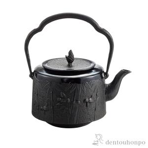 岩鋳（IWACHU） 鉄瓶18型 万代アラレ 直火専用 1800ml（1.8L） ( 岩鋳