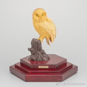 純金 フクロウ B 400g ( 光則(金工芸...の詳細画像1