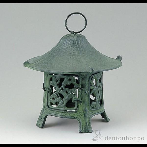 吊燈篭 鉄製 松竹梅 クサリ付き ( 木札名入れ有料 退職祝い 定年 灯篭 灯ろう 燈籠 とうろう ...