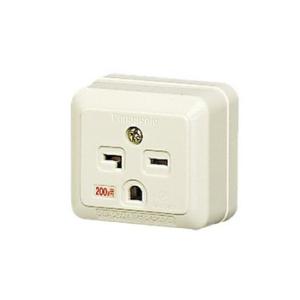 Panasonic パナソニック 15A 20A兼用接地角型コンセント WK3811