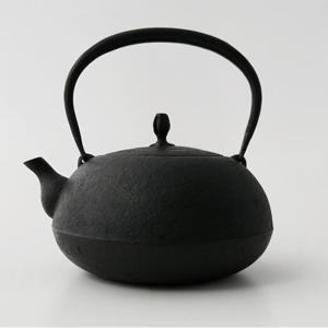 日本製 南部鉄器 南部鉄瓶 砂鉄鉄瓶 水沢鋳物 砂鉄 鉄瓶 桜 1.4L