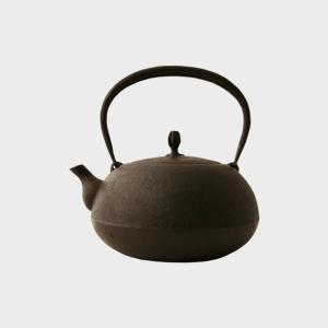 鉄瓶 南部鉄器 やかん 釜定 新珠 肌 1.5L 白湯 直火 IH対応 ケトル