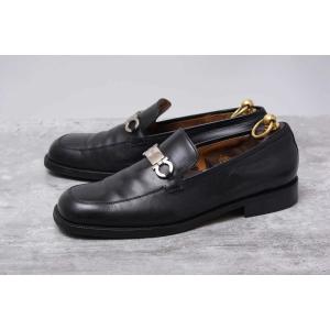 Salvatore Ferragamo フェラガモ ビジネス...