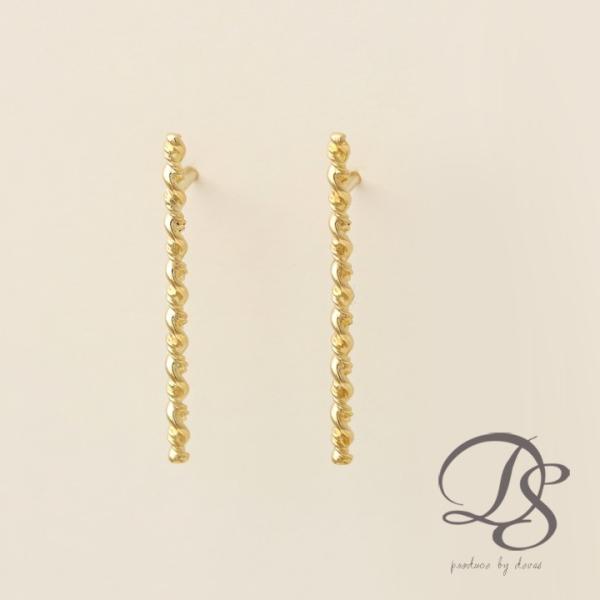 【土日限定2000円OFFクーポン有】 18金 ピアス k18 18金ピアス 18k ねじれ ツイス...