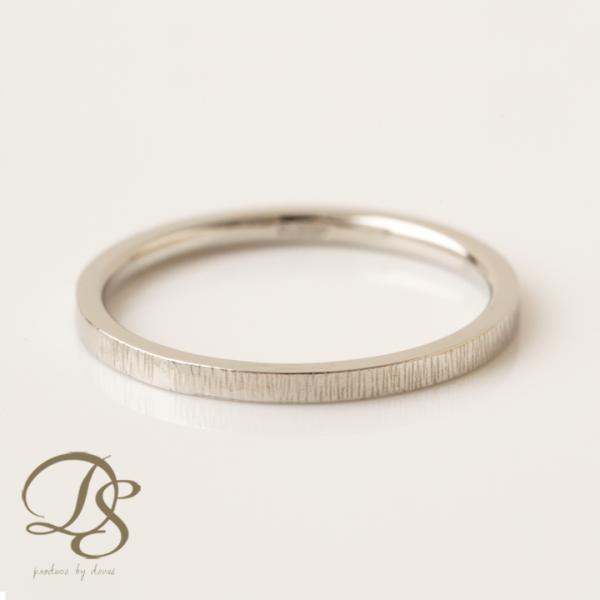 【土日限定3500円OFFクーポン有】 プラチナリング 指輪 プラチナ リング ライン 縦ライン メ...